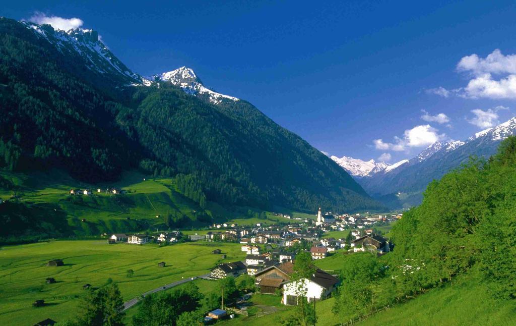 Pension Tina Neustift im Stubaital Exterior foto